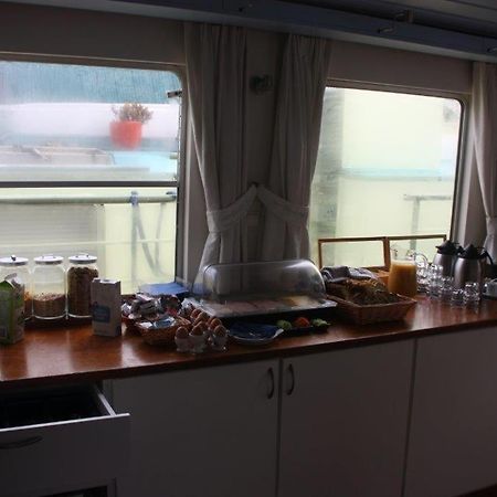Hotelschip Gandalf Amsterdam Exterior photo