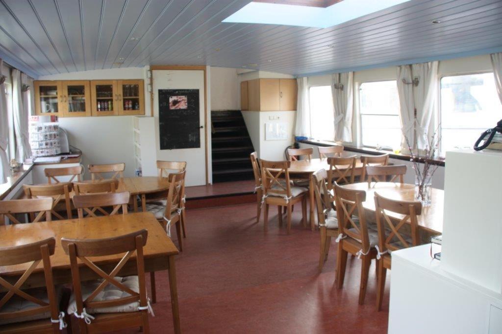 Hotelschip Gandalf Amsterdam Exterior photo